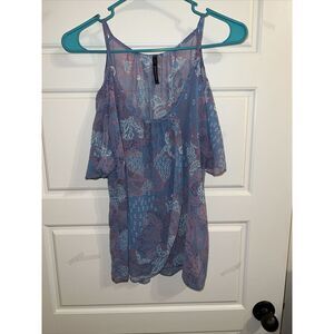 Peppermint‎ off the shoulder bell sleeve top~ size Medium